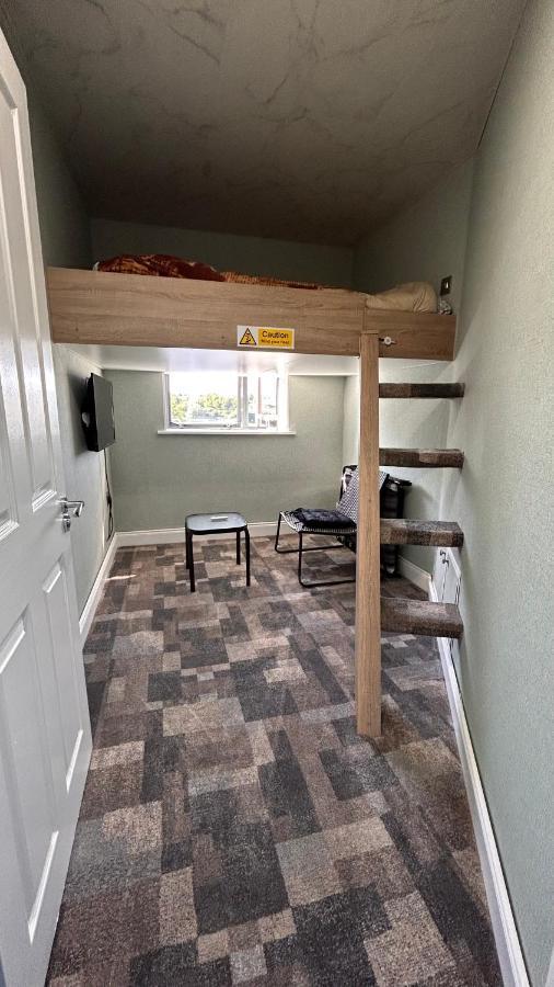 Lucid Magic Dream Apartment Limerick Exterior photo