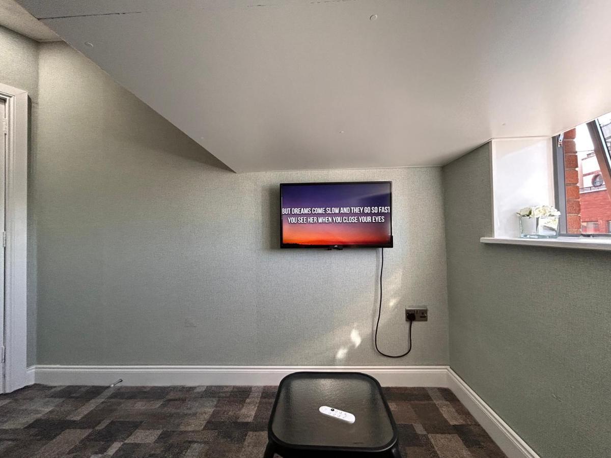 Lucid Magic Dream Apartment Limerick Exterior photo